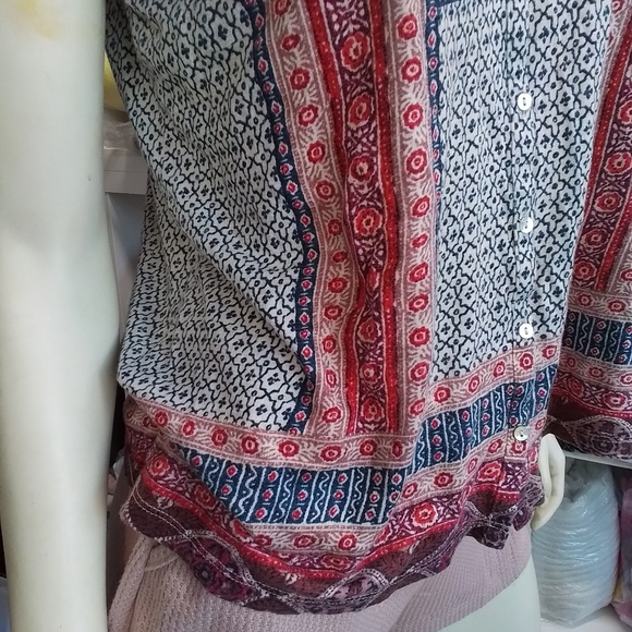 Lucky Brand Boho Embroidered Sleeveless Button Down Shirt Top Medium - Picture 5 of 15